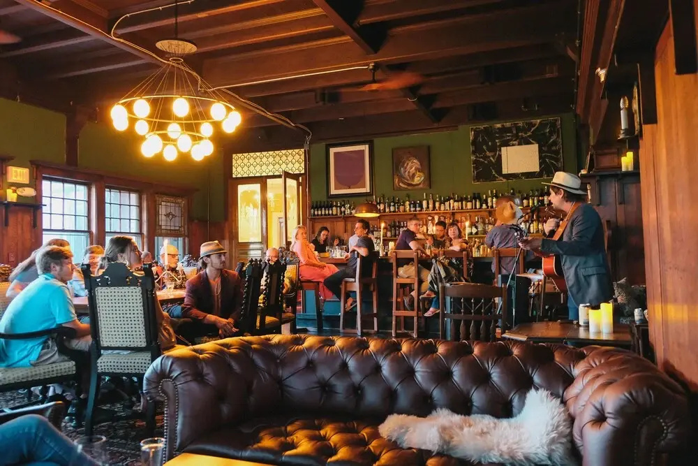 Apple Tree Inn