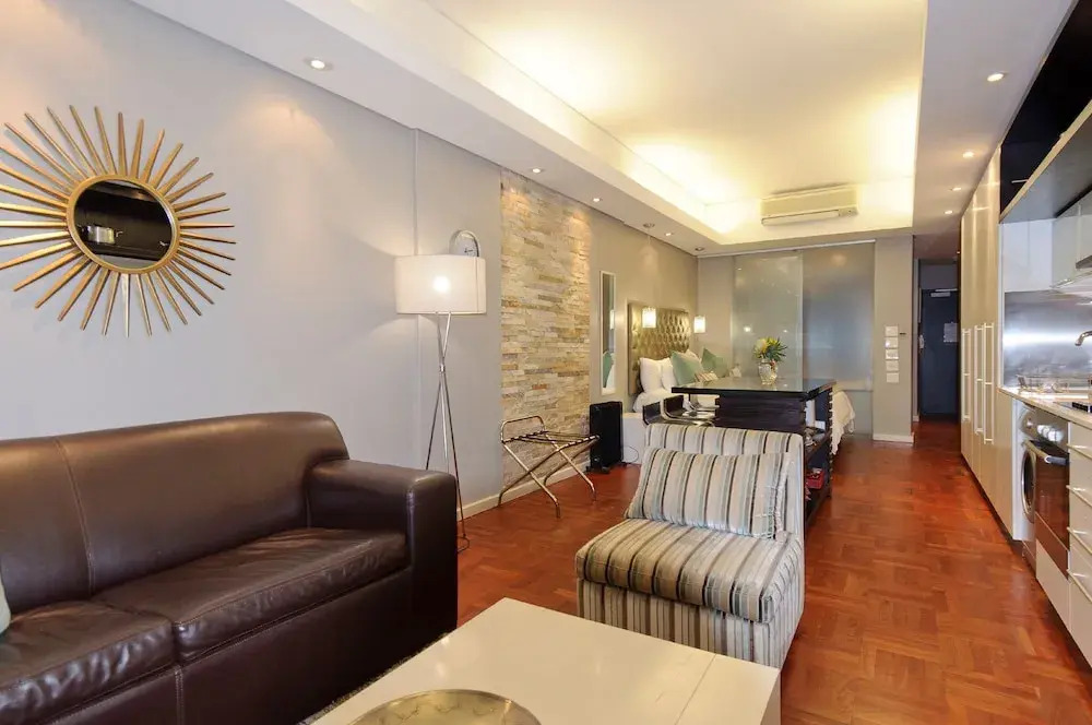 Modern Studio in Mandela Rhodes Place