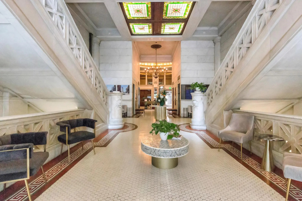 One Lux Stay HWH Downtown Los Angeles