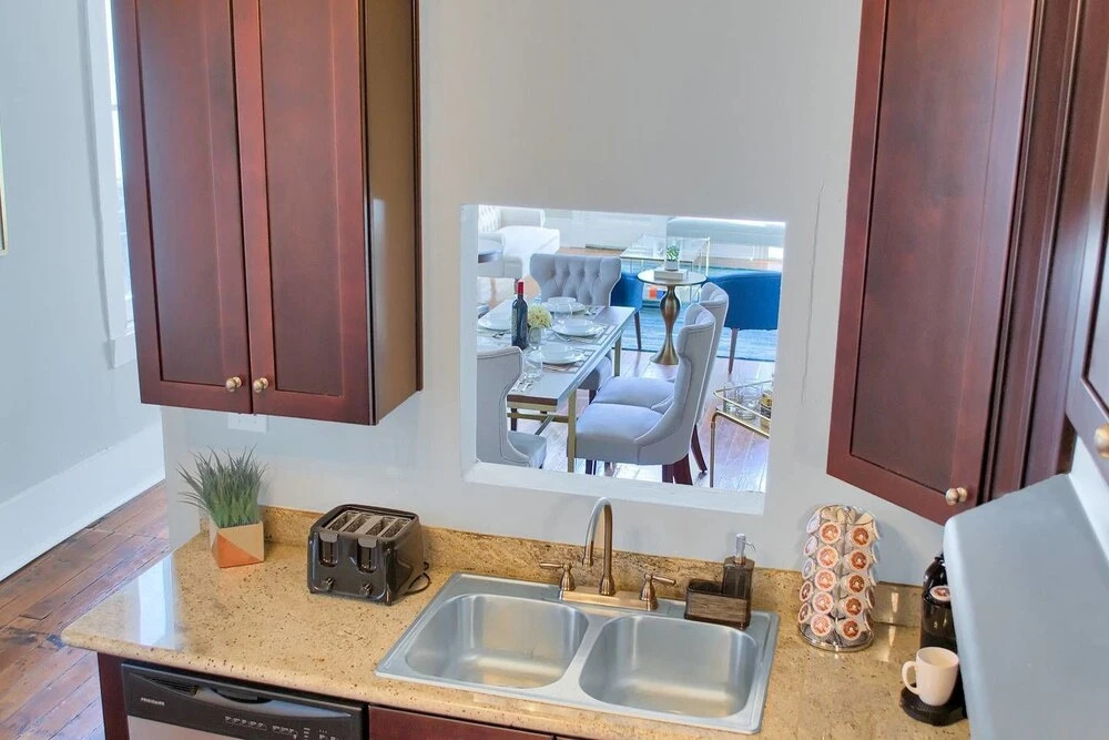 2br/2ba Shotgun Home in Lower Garden by Domio