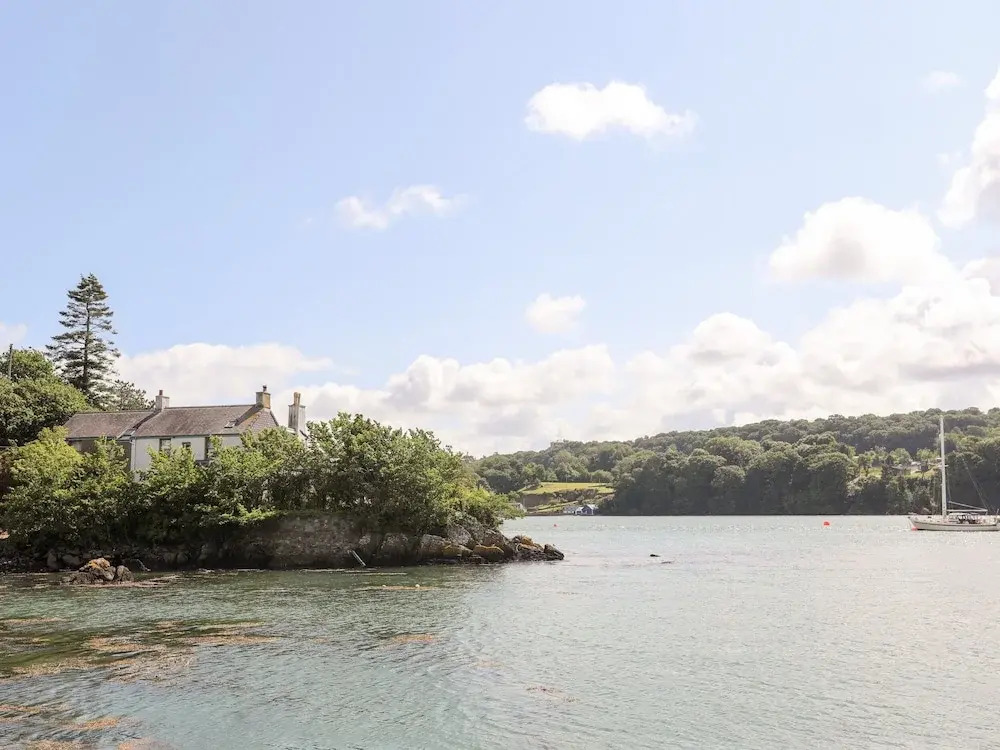 Ynys Faelog Cottage
