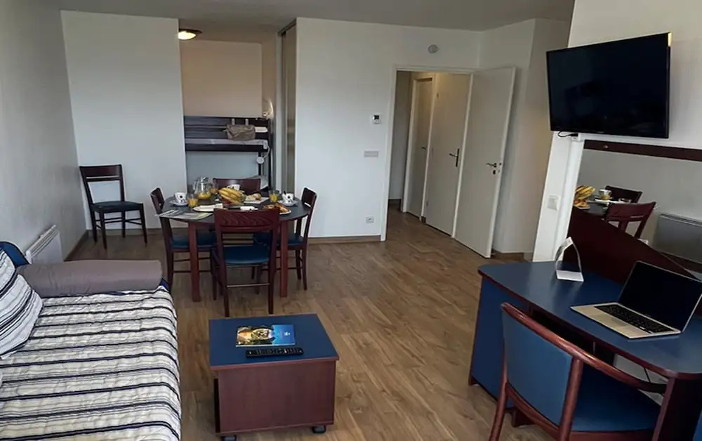 1-bedroom Apartment With Terrace
