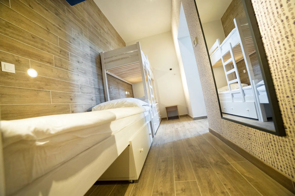 Hostel Link