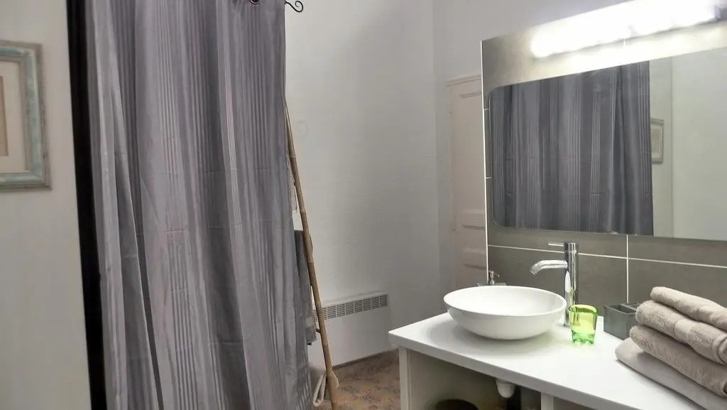Apartment Rive Gauche