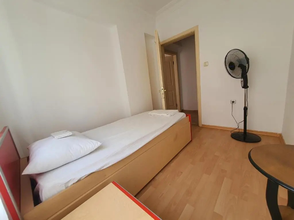 2+1 100m2 2 WC Near sea side 300m 100mbs wifi