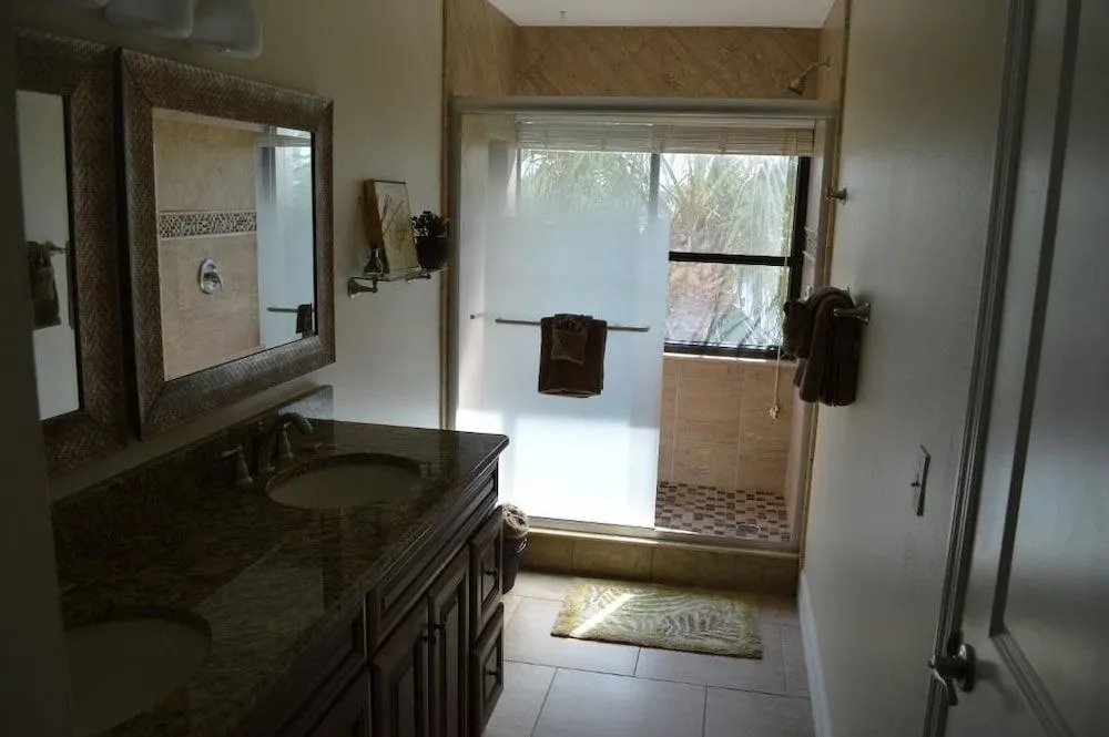 Cove II 933C 2 Bedroom Condo By Midnight Cove II