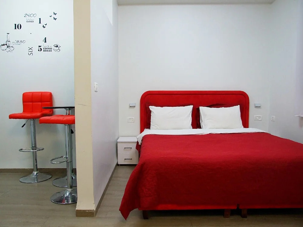 Sea Plaza Hotel