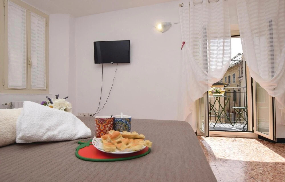 Nice Apartment in Albenga With 2 Bedrooms and Wifi