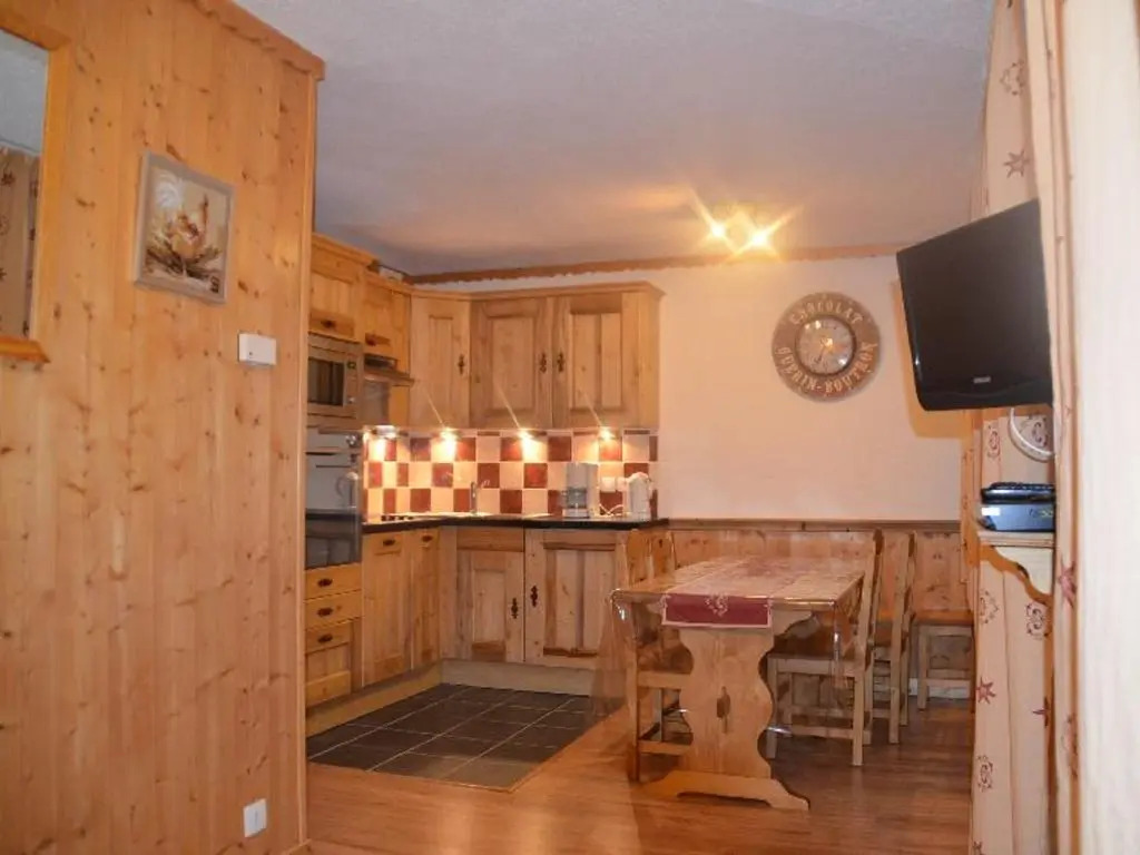Appartement Les Menuires, 2 pièces, 4 personnes - FR-1-452-116