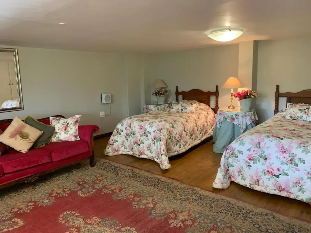 Mountain Rose Guesthouse