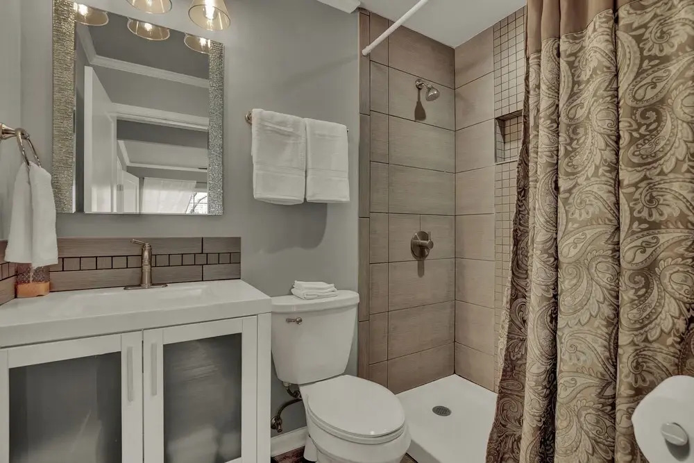 Luxury Mid Century Charmer Near Historic Main St