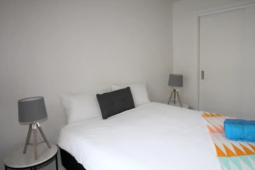 Vibrant Brand New 2 Bedroom Apt You Must Not Miss (Connect 201)