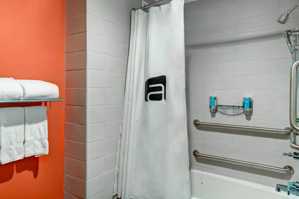 Aloft by Marriott Raleigh-Durham Airport Brier Creek