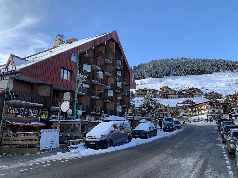 Modern Alpine Apartment