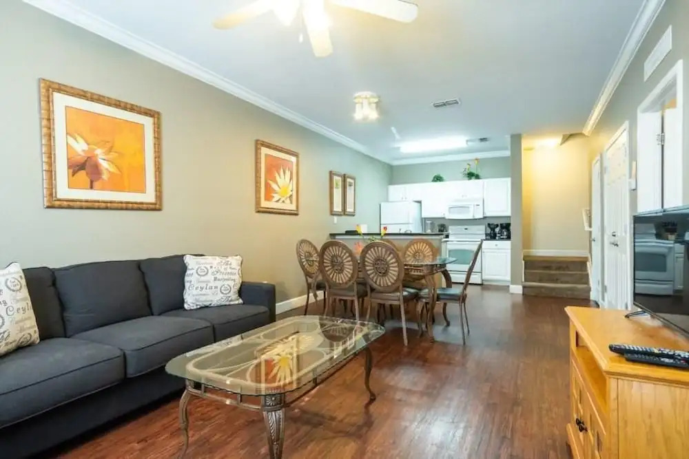 Lucaya 3 Bedroom 2 Bath First Floor Townhome