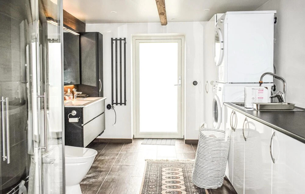 4 Bedroom Cozy Home In Smedstorp