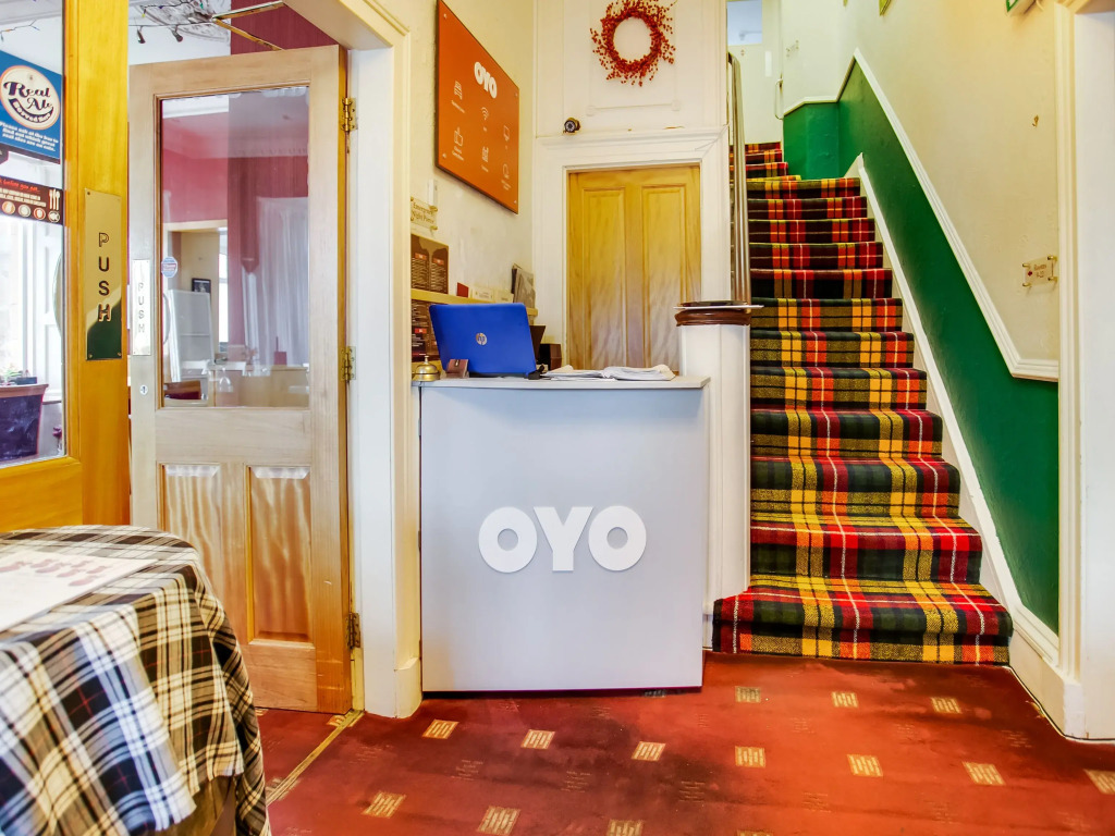 OYO Glenpark Hotel, Ayr Central