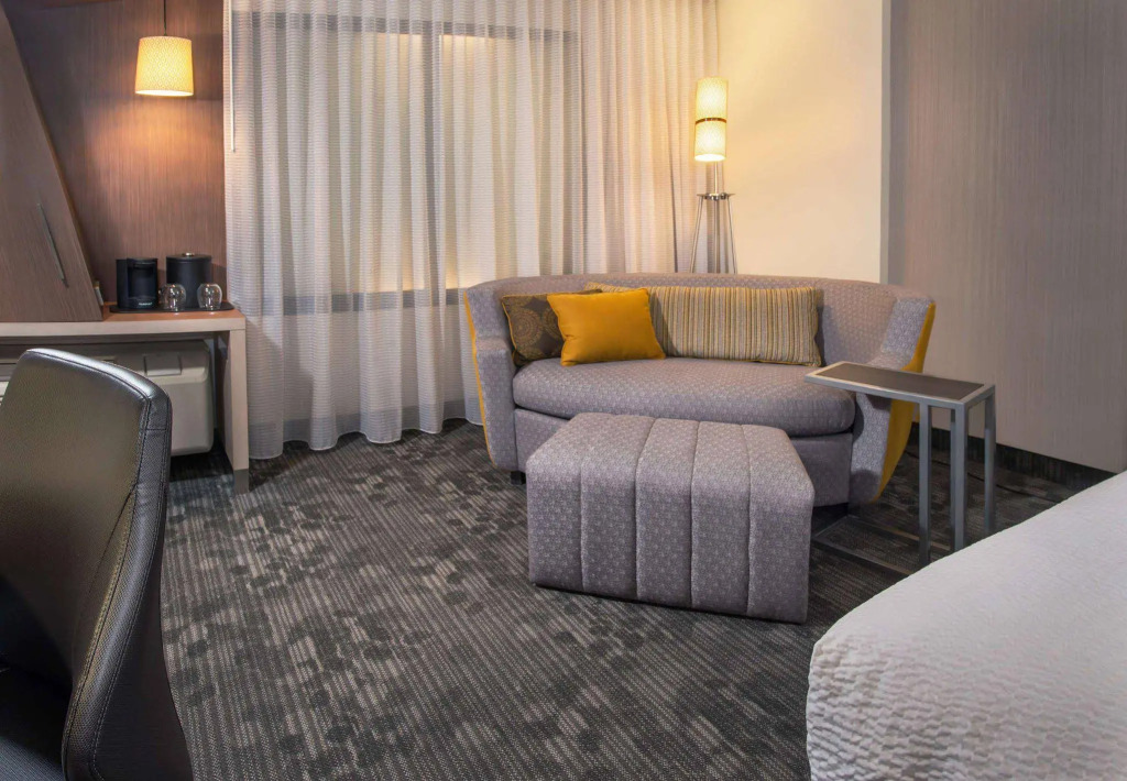 Courtyard by Marriott Jacksonville