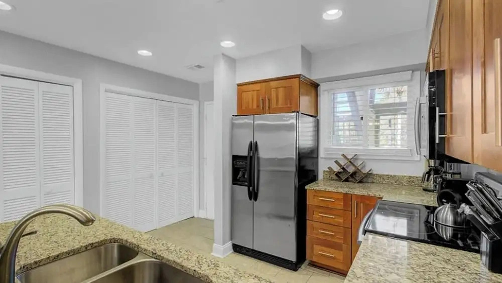 7C Mariners Walk by Avantstay Beautiful Porch, Easy Access to Pool + Beach