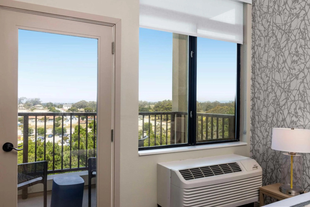 Home2 Suites By Hilton Marina