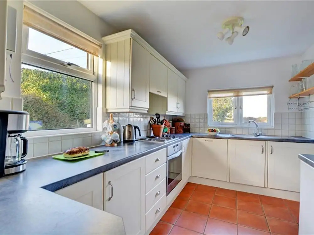 Cozy Holiday Home With Fireplace at Saint Merryn Cornwall