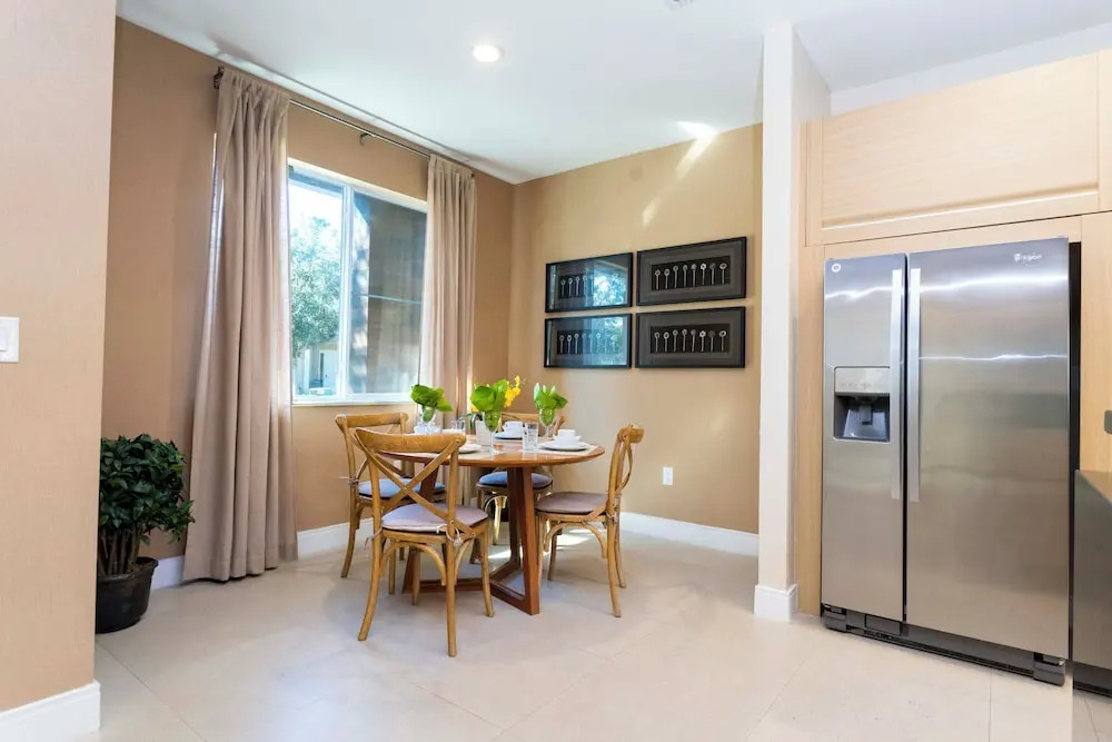 Gorgeous 4 Bd Close to Disney @ Magic Village 3114
