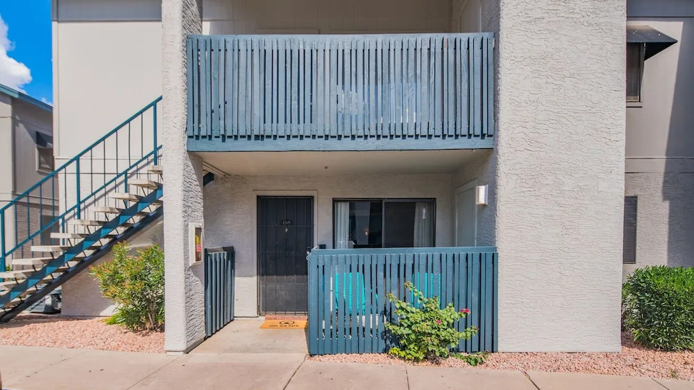 2BR Apt North Phoenix Pool byWanderJaunt