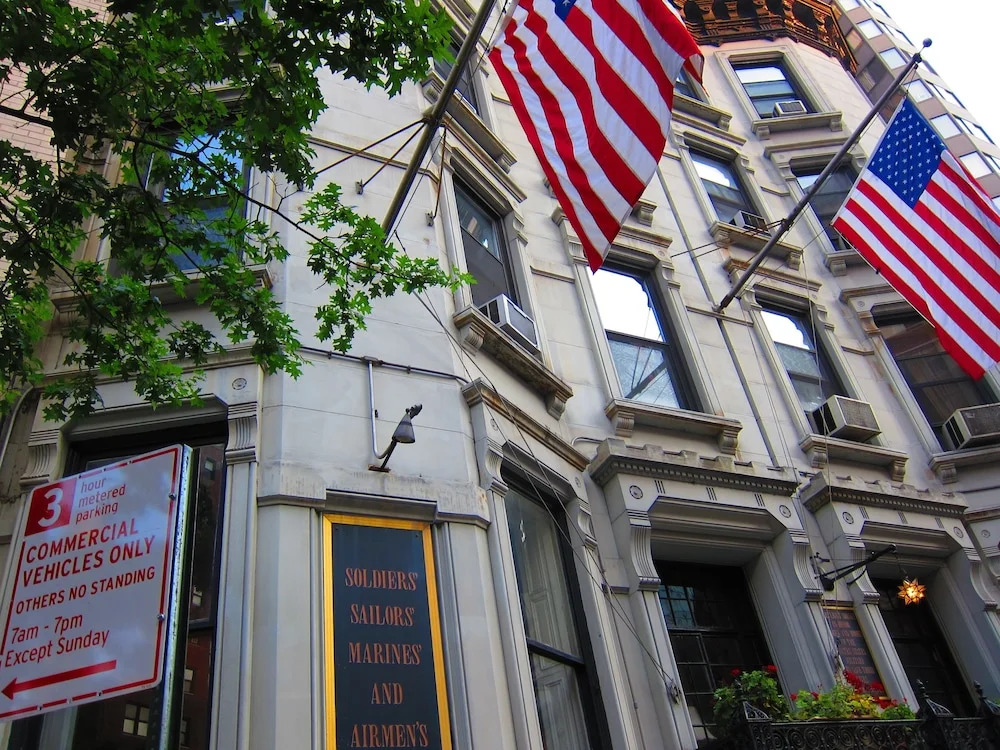 Soldiers', Sailors', Marines', Coast Guard and Airmens' Club Inn