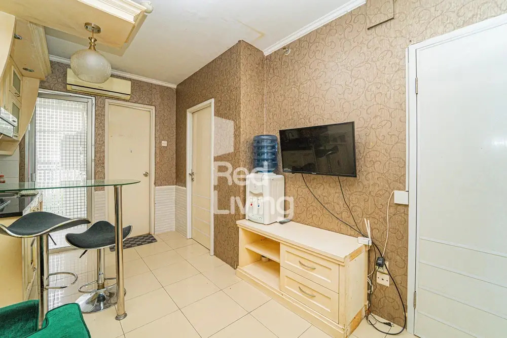 RedLiving Apartemen Kalibata City - Homy Jasen Tower Jasmine