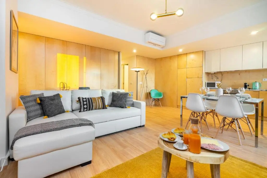 WHome | Anjos Stylish Apartment #10