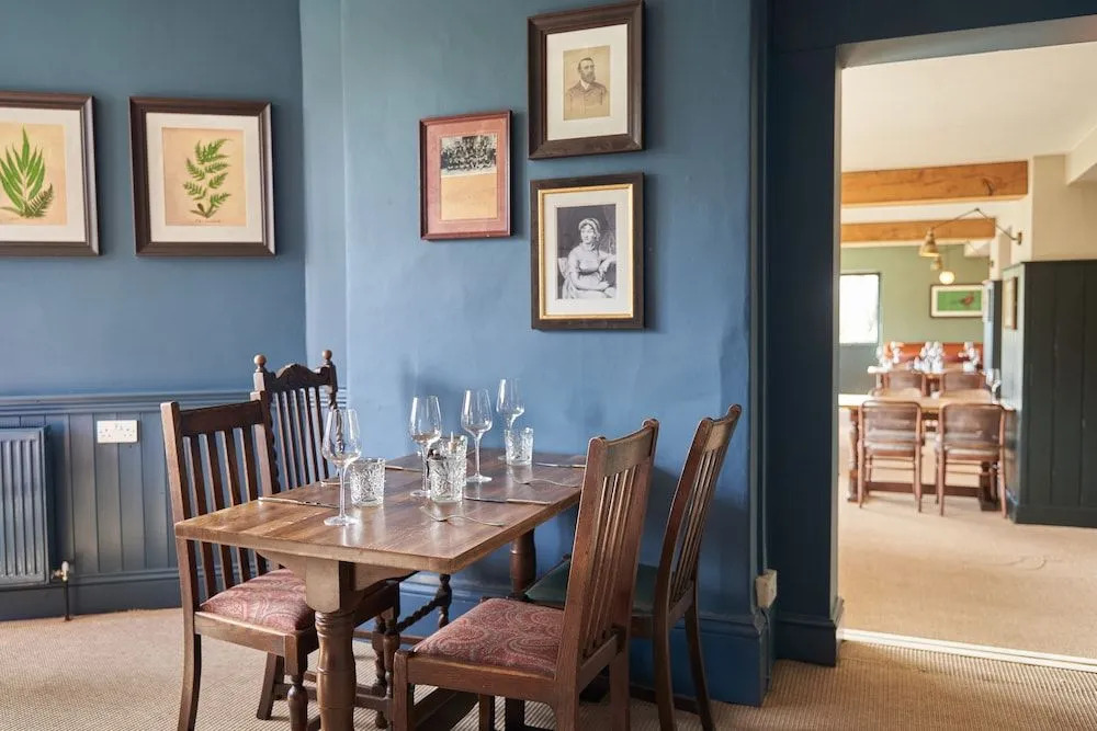Beckford Inn