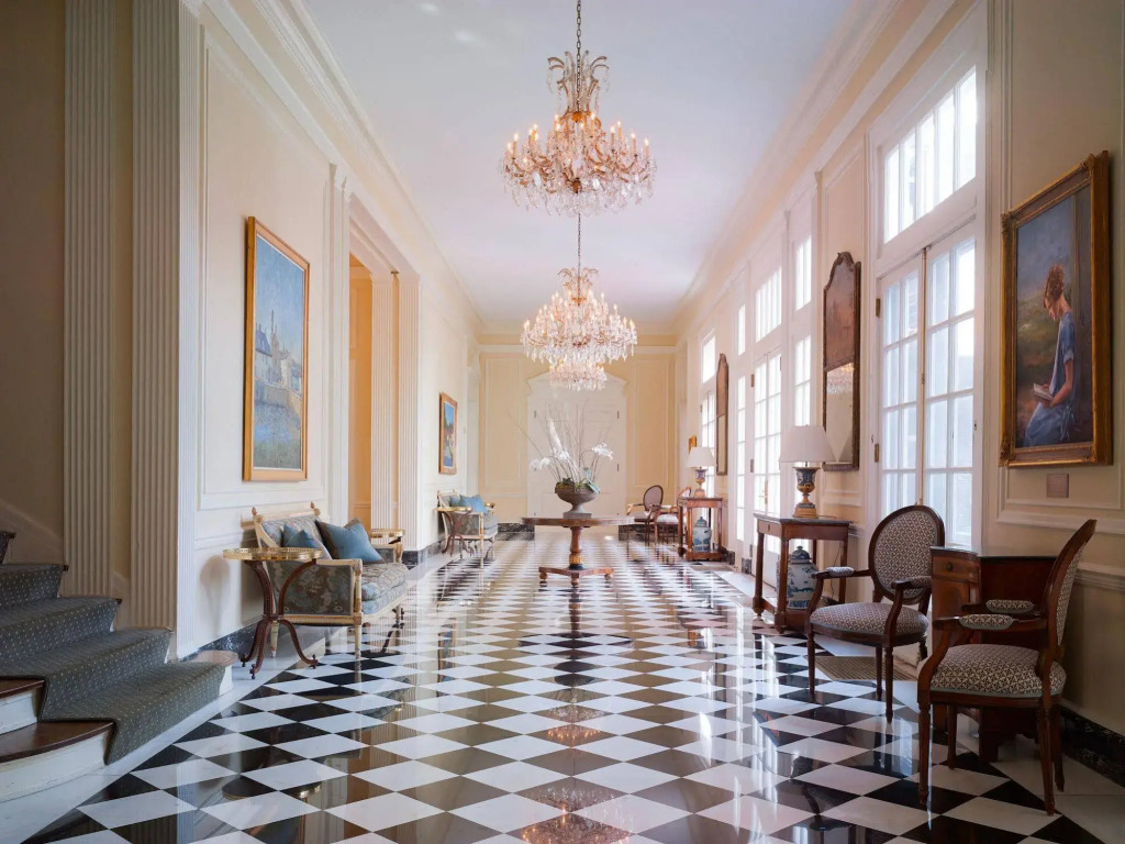 Duke Mansion