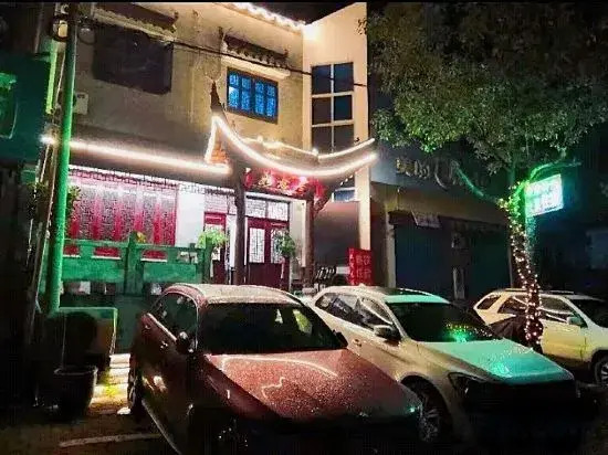 Ruyiju Inn, Luxian County