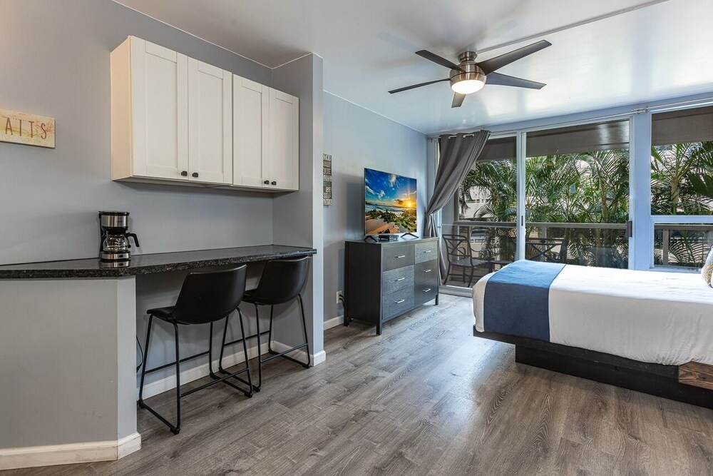 Maui Banyan P202 2 Bedroom Condo