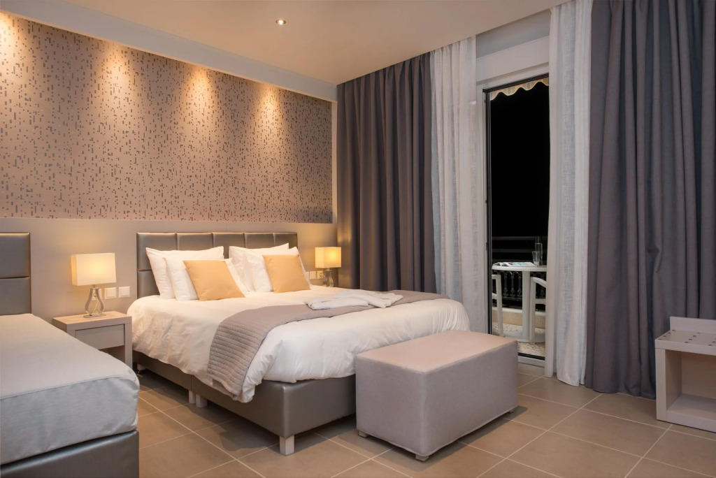 Angelica Hotel