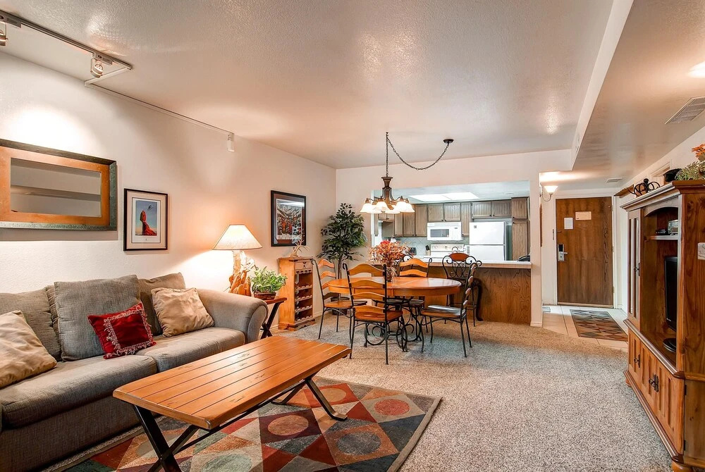 Park Station Luxury Retreat