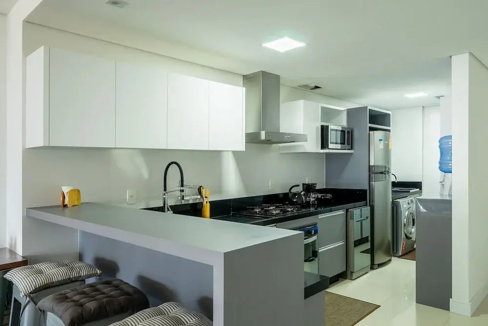 Charming apt w/ Balcony 150m From the Beach Abc0403