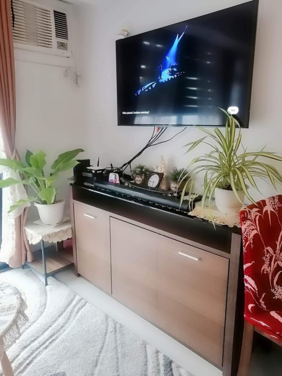 Remarkable 2-bedroom Condo Unit in Quezon City