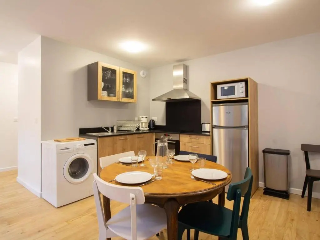 Appartement Cauterets, 4 pièces, 9 personnes - FR-1-401-181