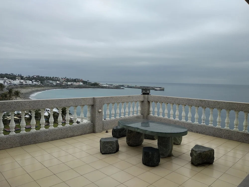 Sea Bay