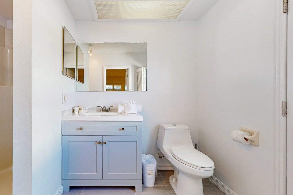 Dog-friendly Getaway With Private Pool, Tennis & AC - Near Theme Parks
