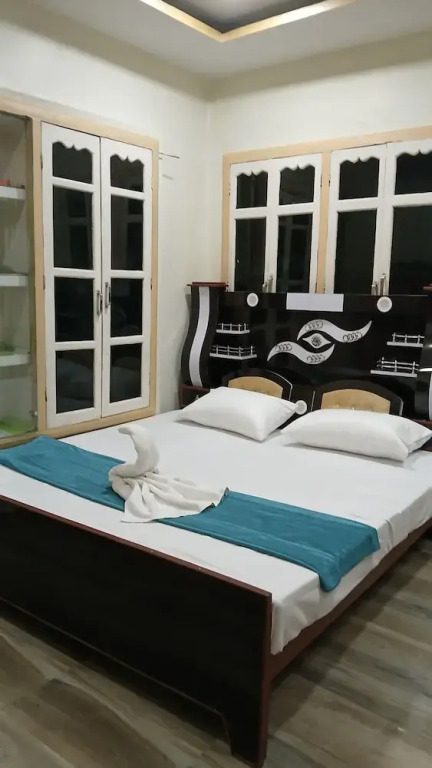 Rudraksh Home Stay