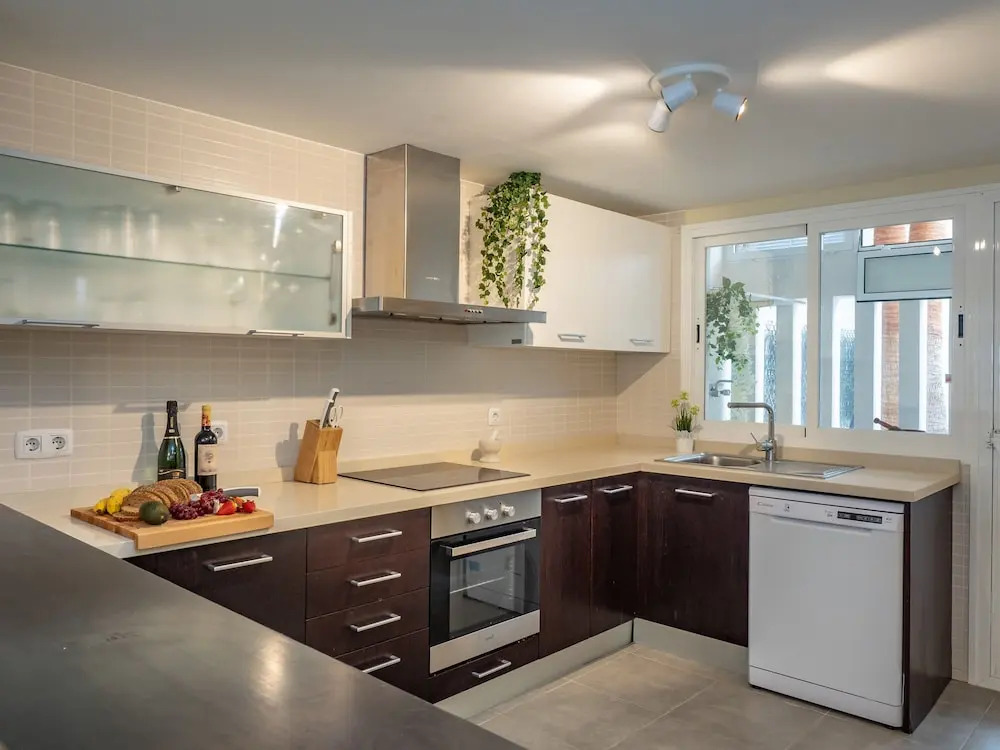 Pool- AirCon- Quiet&Peaceful- FamilyFriendly