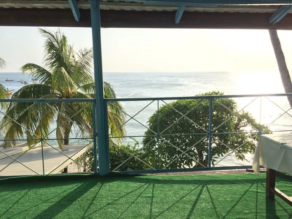 Al Bahr Hotel & Restaurant