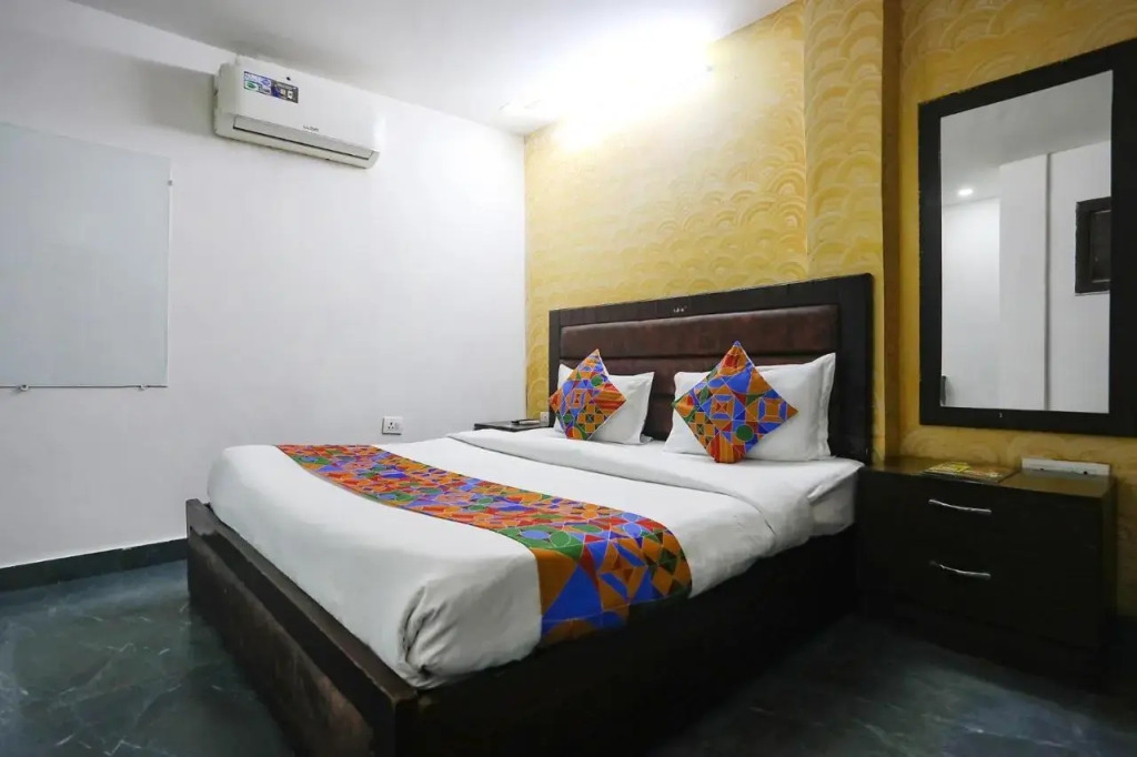 Sara Residency