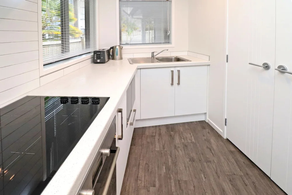 2 Brm Apartment 6 on Jones Crescent