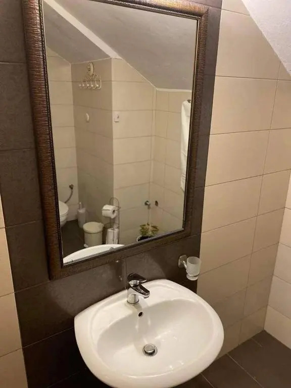 Nias Apartment 3