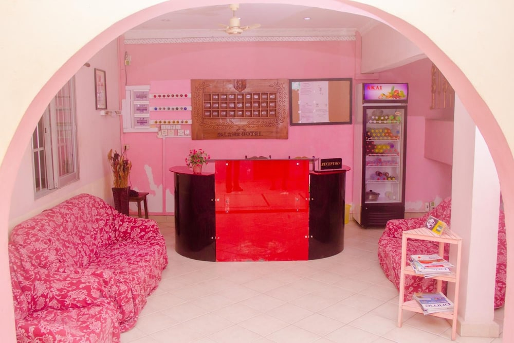 Salama Hotel