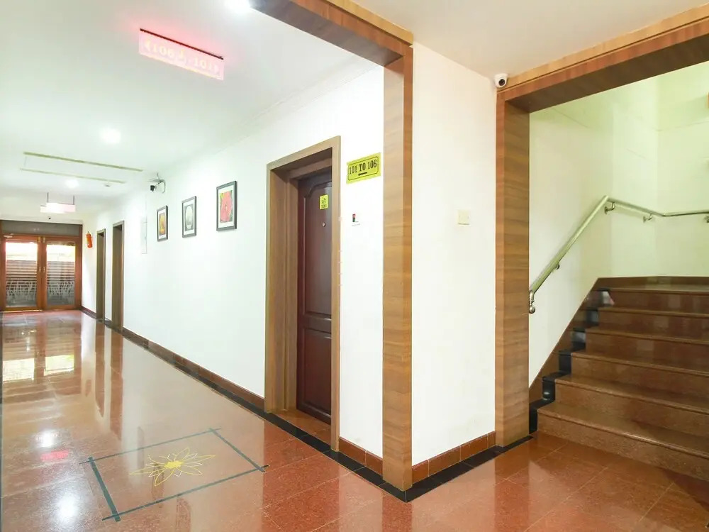 OYO 28567 Krishna Holiday Village
