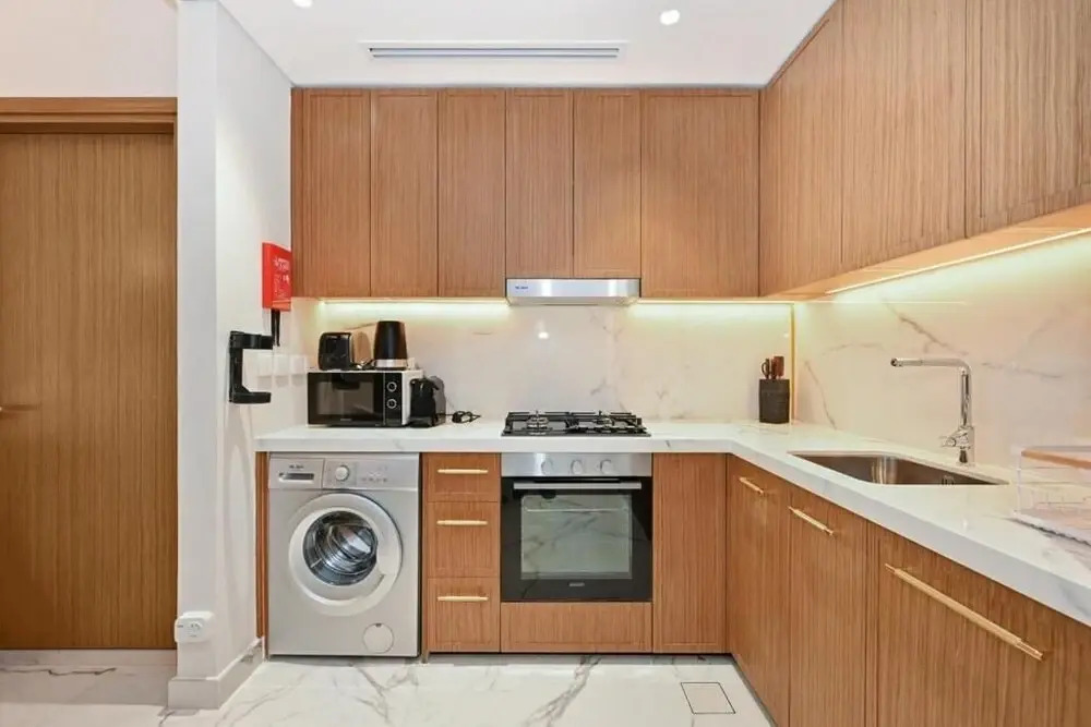 221Bloomfields Grandr2BRAzizi Riviera 67